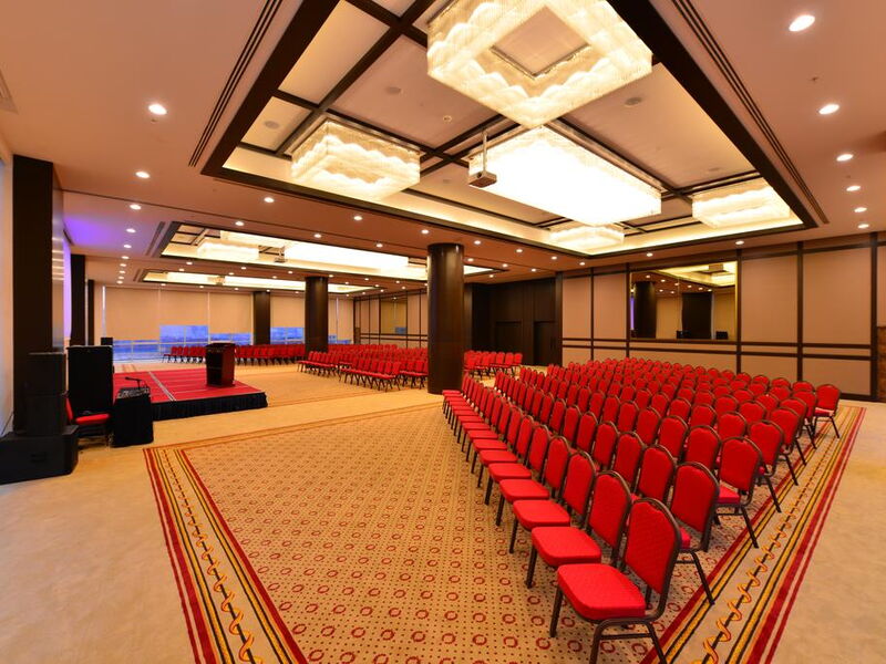 Clarion Hotel Istanbul Mahmutbey 241150