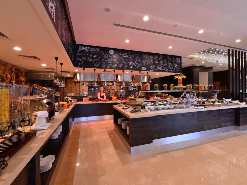 Clarion Hotel Istanbul Mahmutbey 241161