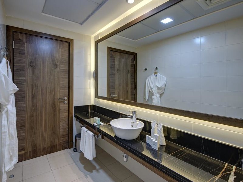 Class Hotel Apartments 270327