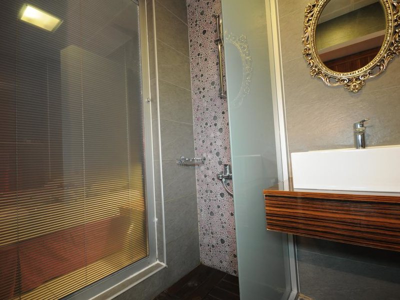 Cle Beach Boutique (Adults Only) 180394