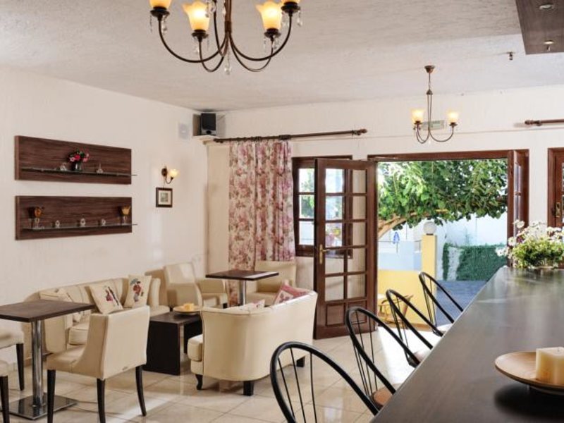 Cleopatra Apartments 77502