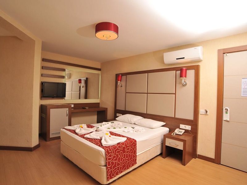 Cleopatra Golden Beach 183028