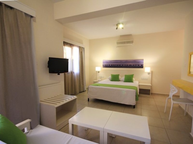 Cleopatra Hotel 100292