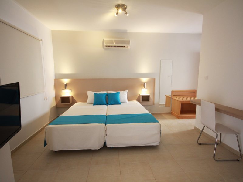 Cleopatra Hotel 100299