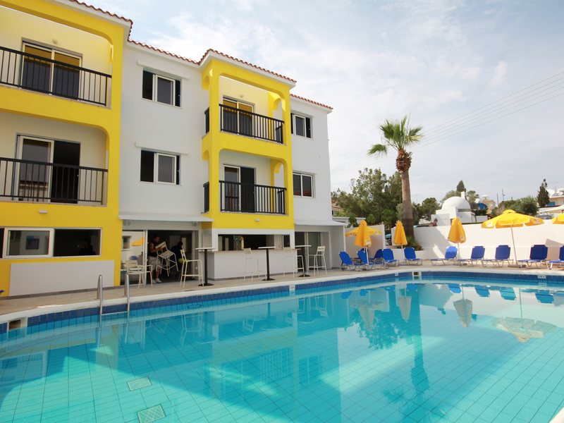 Cleopatra Hotel 100305