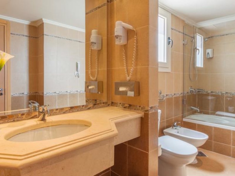 Cleopatra Luxury Resort Makadi Bay 122320