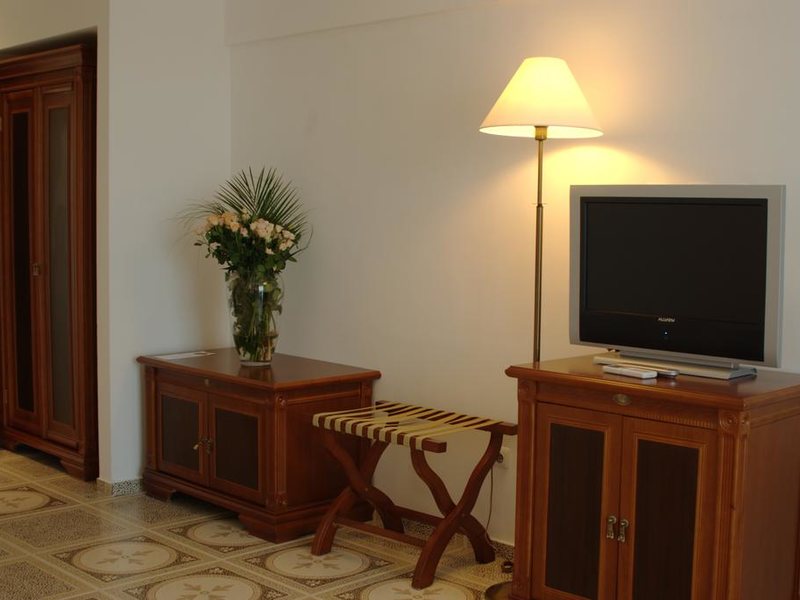 Cliff Beach & Spa  170298