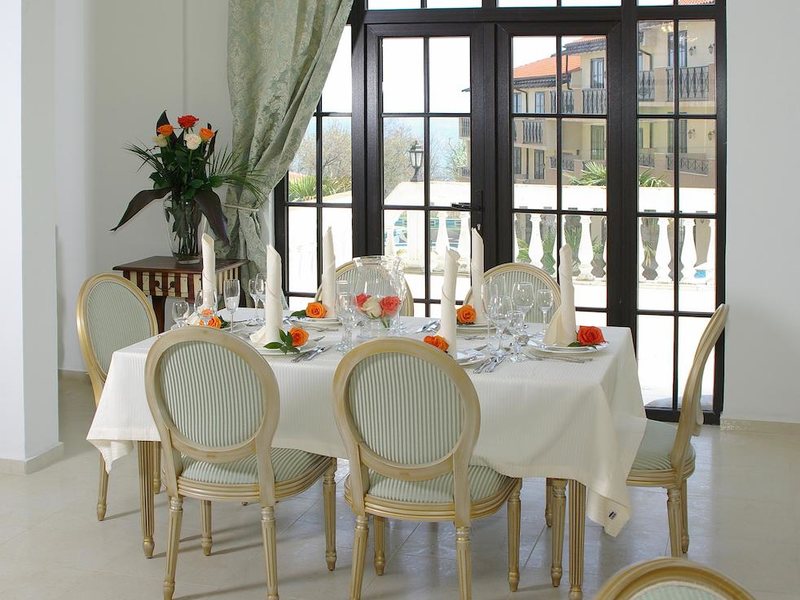 Cliff Beach & Spa  170321