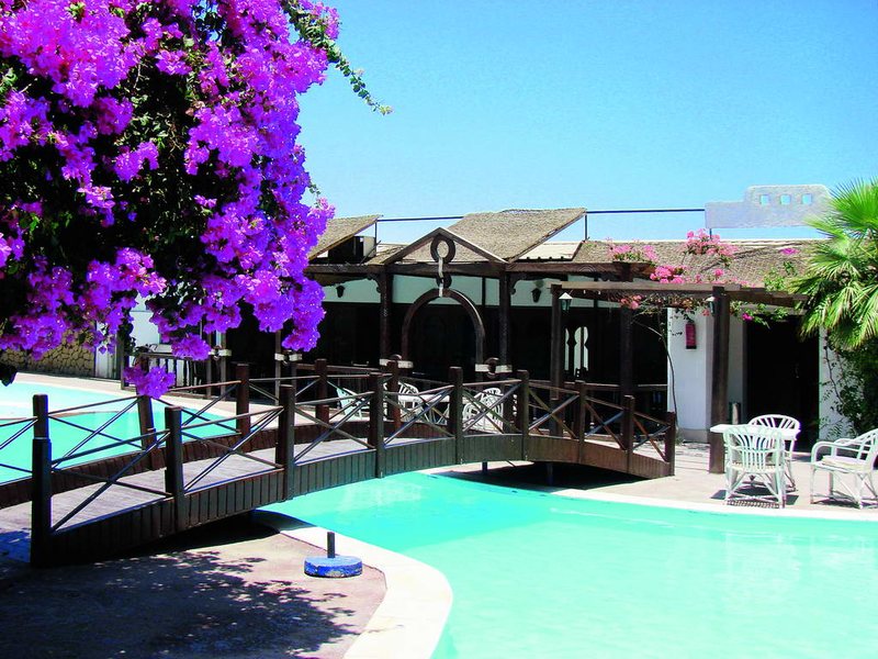 Cliff Top Hotel 50236