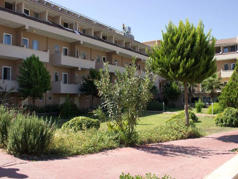 Club Ares Hotel  55812