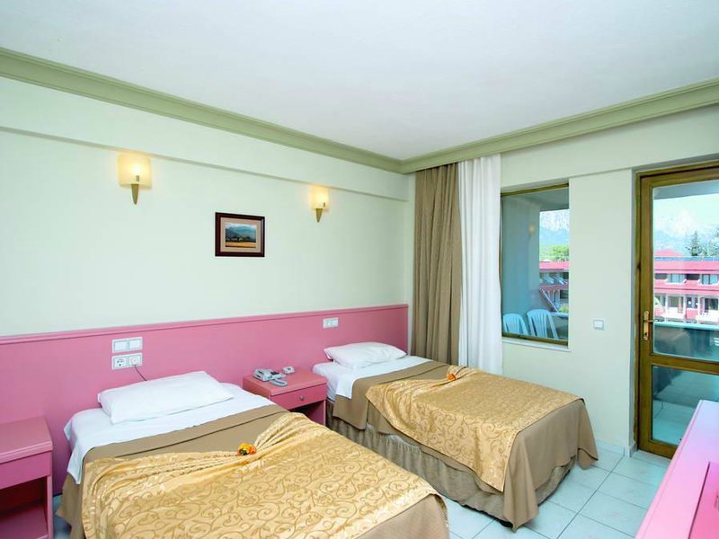 Club Ares Hotel  61959