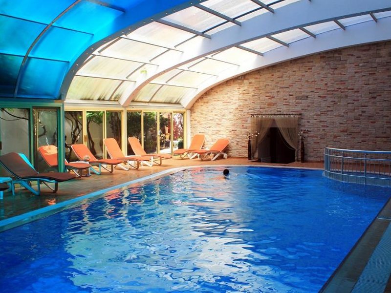 Club Armar (еx 180452