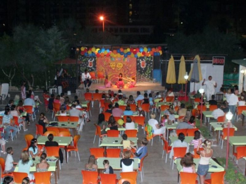 Club Bayar Beach Hotel  33265