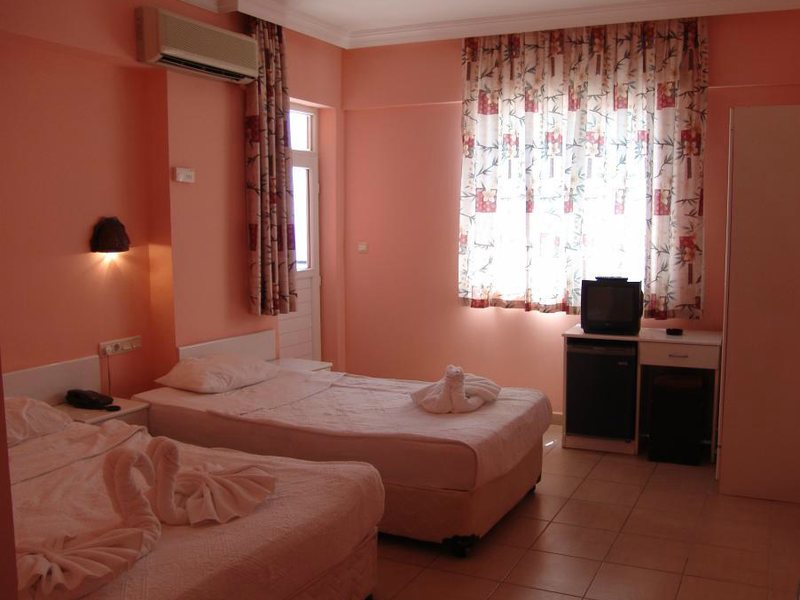 Club Bayar Beach Hotel  63797