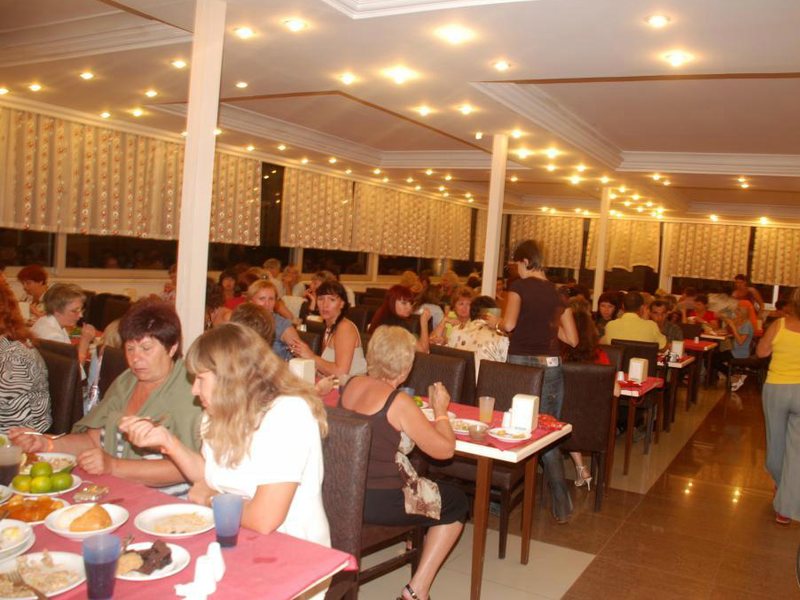 Club Bayar Beach Hotel  63798