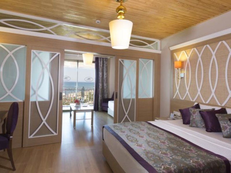 Club Dem Spa & Resort Hotel HV-1 64972