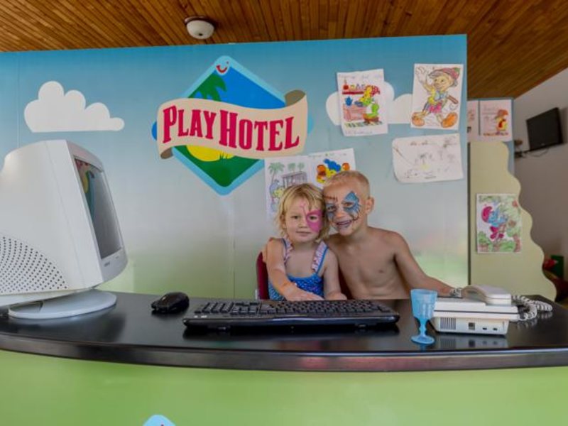 Club Dem Spa & Resort Hotel HV-1 64982