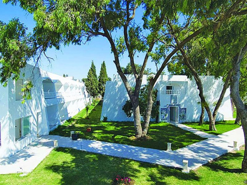 Club El Bousten 16372