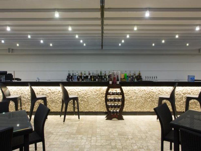 Club Hotel Falcon 64051