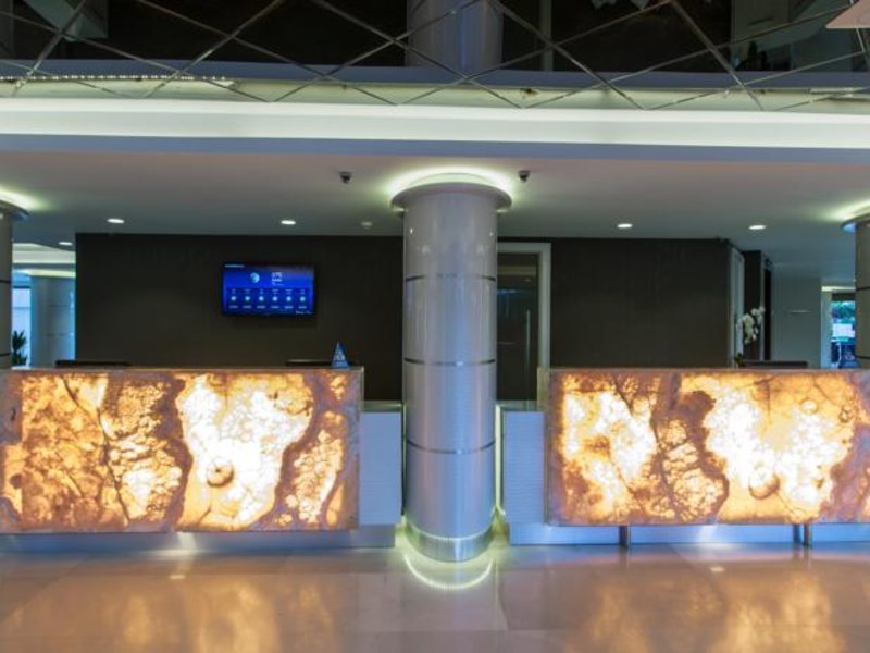 Club Hotel Falcon 64061