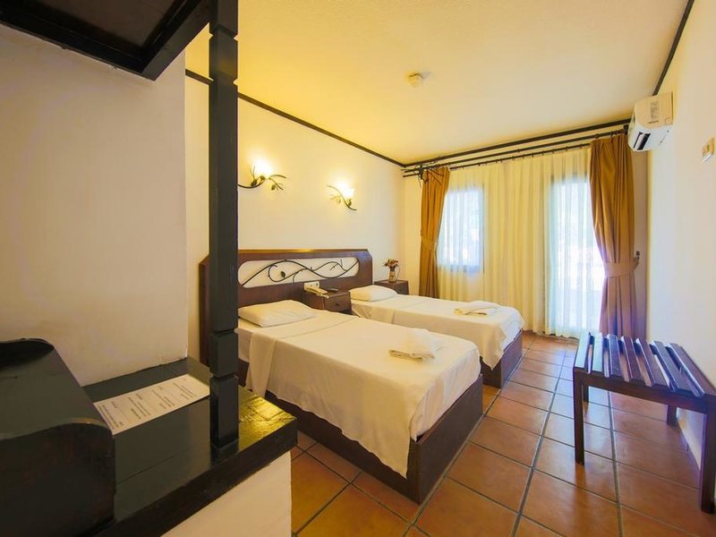 Club Hotel Flora 184717