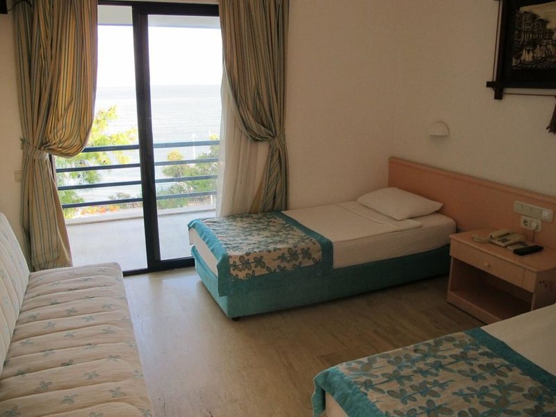 Club Hotel Rama 190024