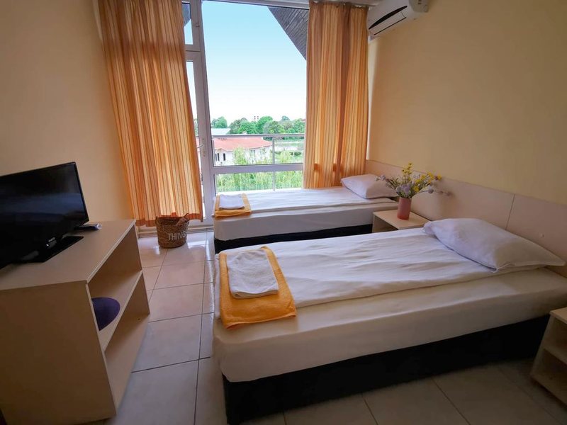 Club Hotel Vedren 317215