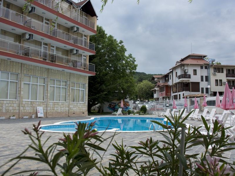 Club Hotel Vedren 317223