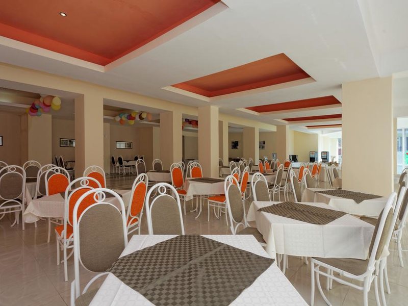 Club Hotel Vedren 317235