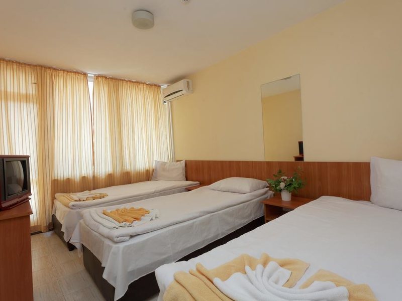 Club Hotel Vedren 317241