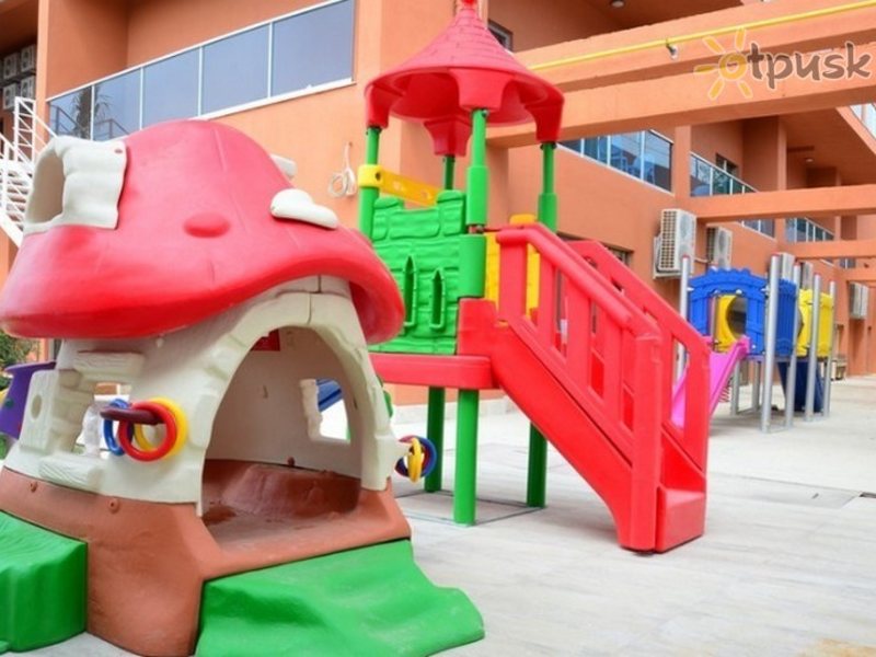 Club Side Coast Hotel 282517