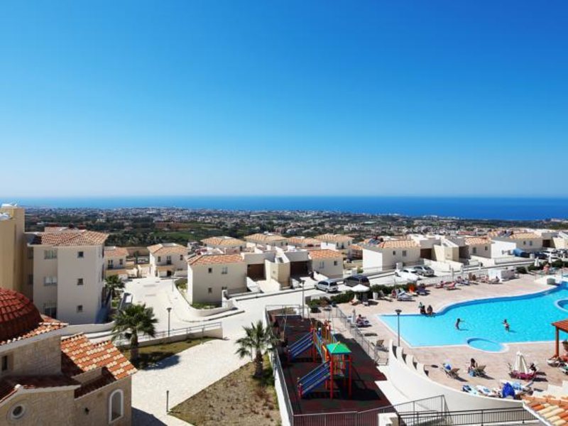 Club St George Apts 81389