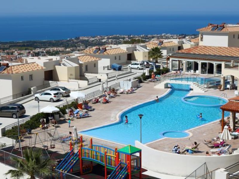 Club St George Apts 81390