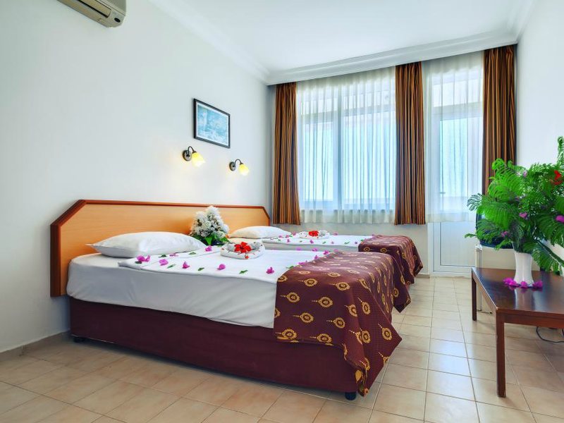 Club Sun Heaven Sea Bird Beach 68973