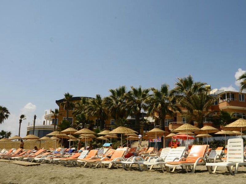 Club Tess Hotel 56051