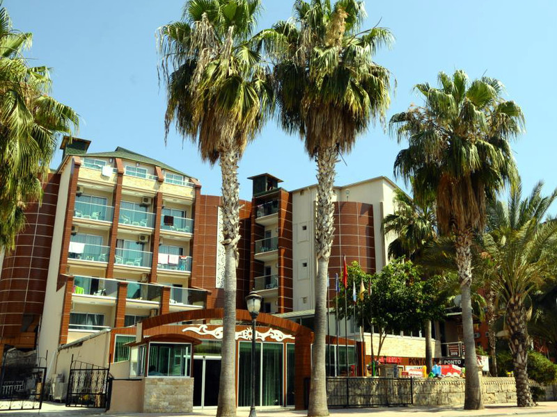 Club Tess Hotel 56058