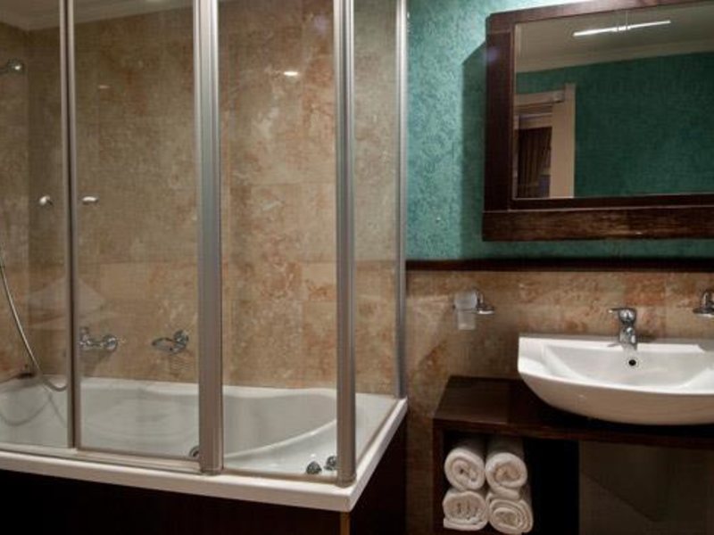 Club Voyage Alkoclar Hotel 67922