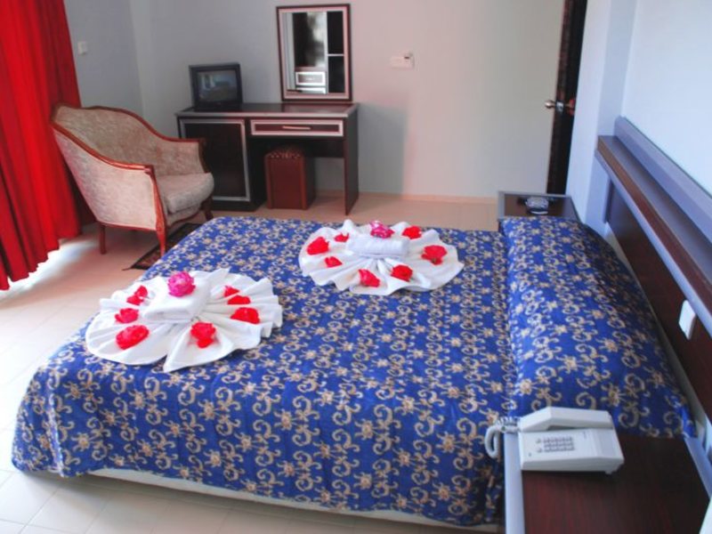 Club West Garden 33484