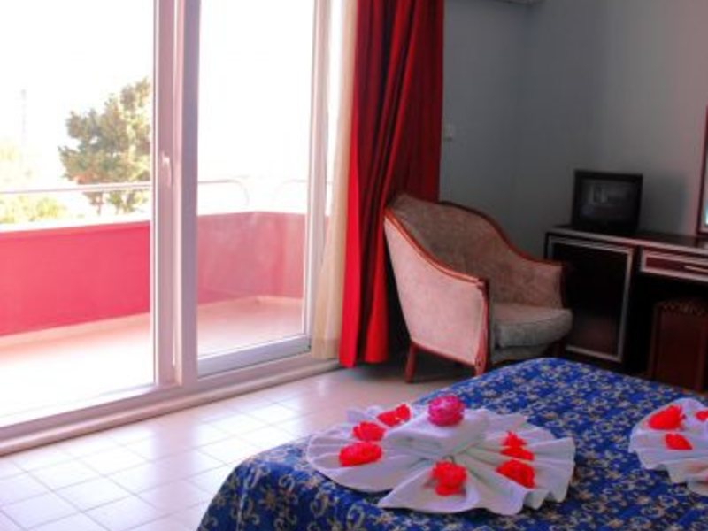 Club West Garden 33485