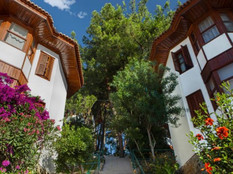 Club & Hotel Letoonia 158962