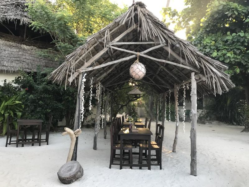 CoCo Beach Hotel 201420