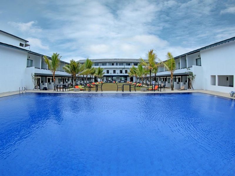 Coco Royal Beach Resort 107413