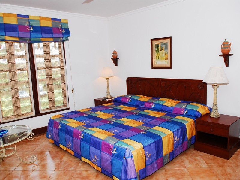 Coconut Grove Beach Resort 113512