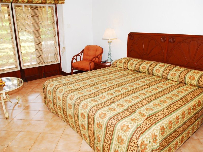 Coconut Grove Beach Resort 113515