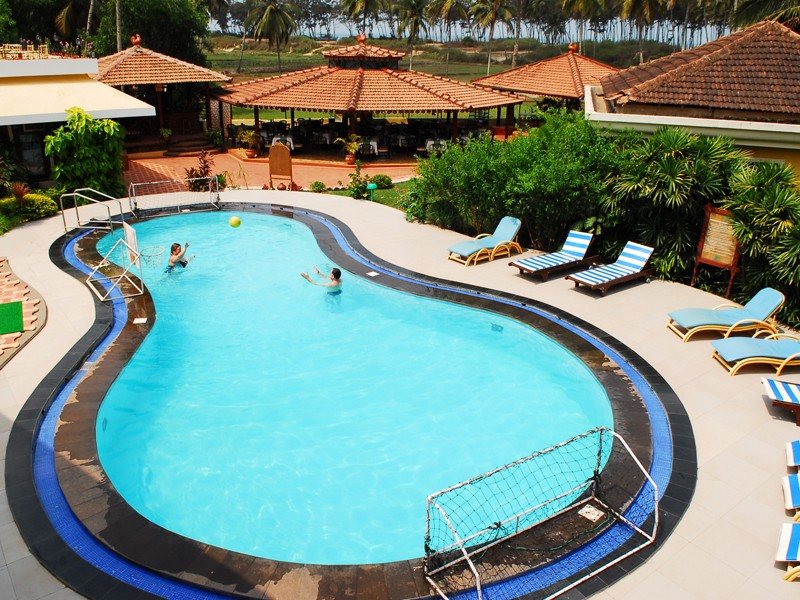 Coconut Grove Beach Resort 113516