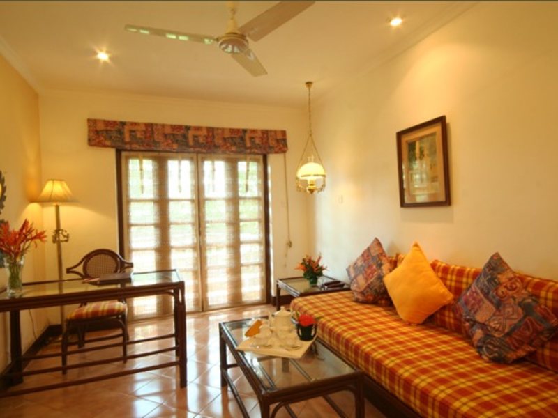 Coconut Grove Beach Resort 113521