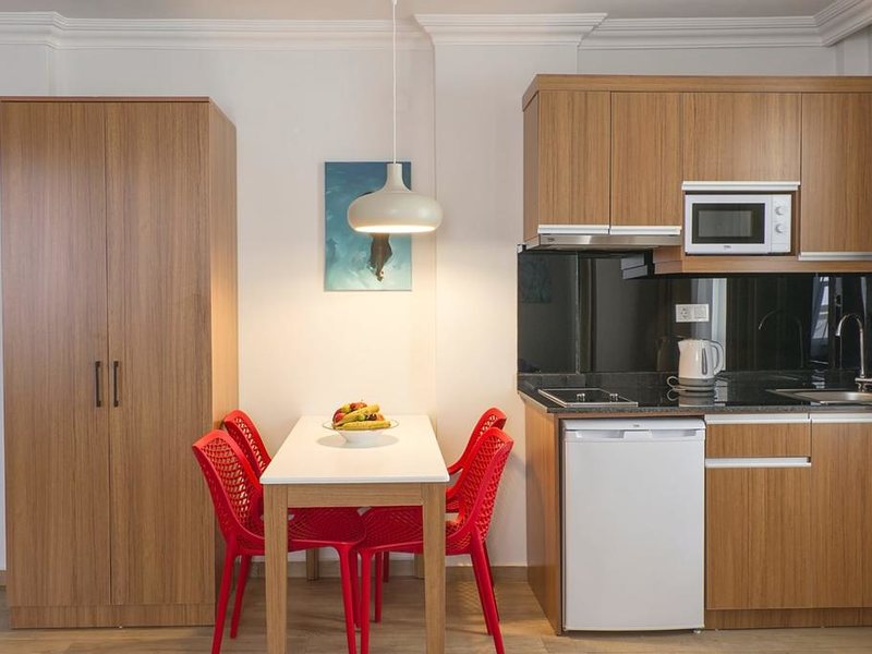 Comfort Suites Hotel 303126