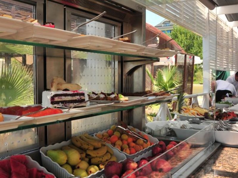 Commodore Elite Suites & Sра 159314