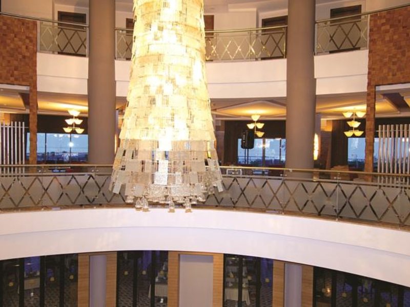 Commodore Elite Suites & Sра 159326