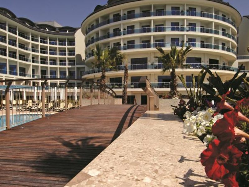 Commodore Elite Suites & Sра 159332